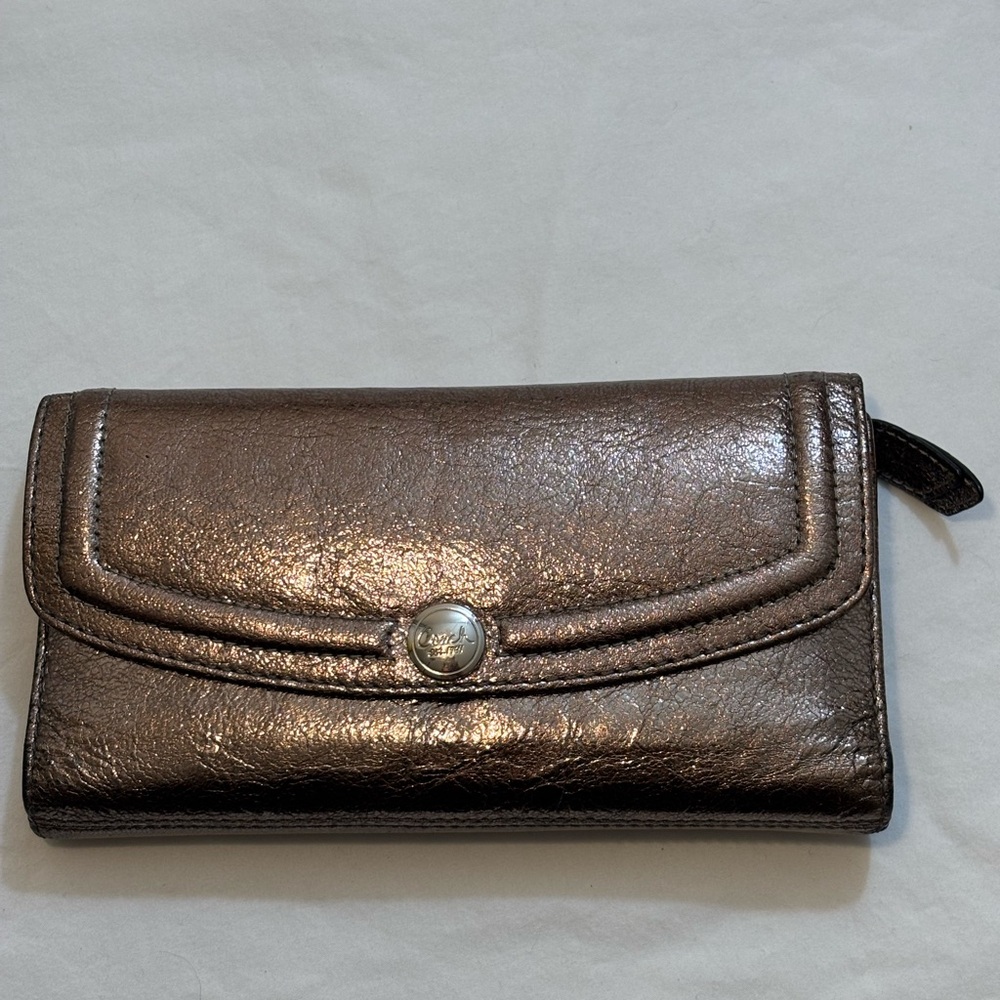 Coach Gallery Metallic Brown bronze Women's crackle leather Snap Wallet